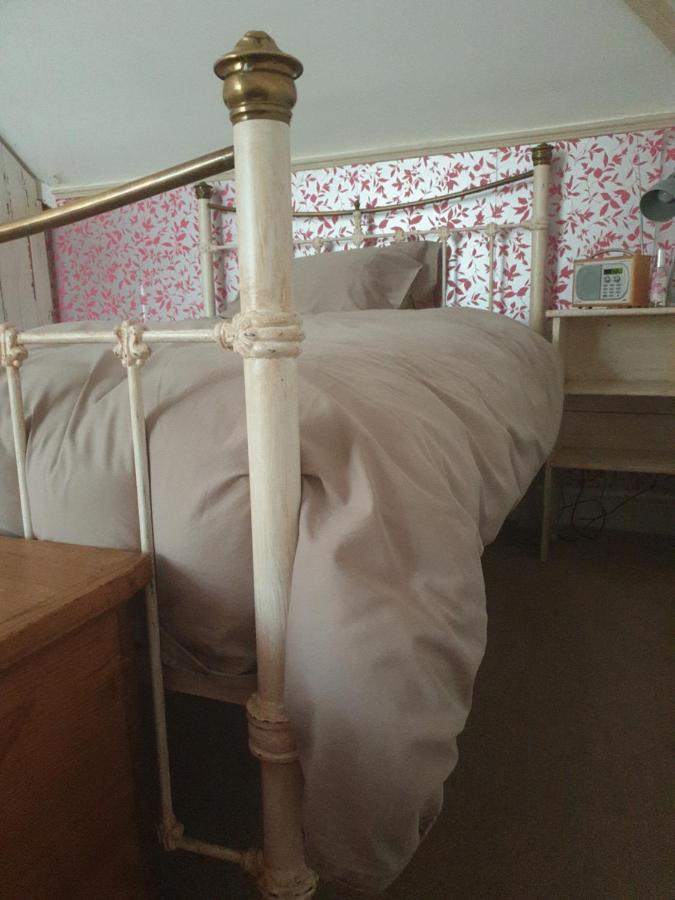 Homestay Poole Exteriör bild